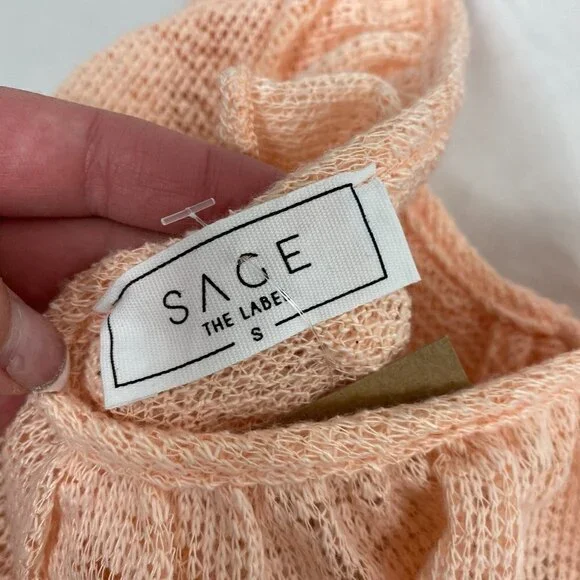 Sage The Label NWT Size S Crochet Cropped Blouse V-Neck Ruffle Pink Cottagecore - Picture 3 of 5